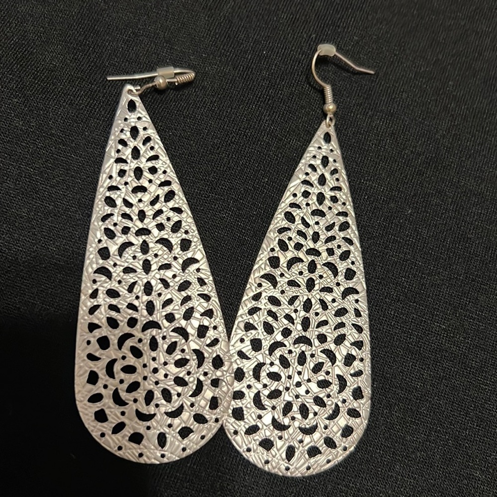 Beautiful statement earrings, sterling silver lightweight